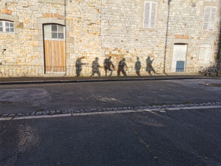 image 7a3fe9ff97d64d5589f48f25bfb591f25aff3def4e2e44c5a8ac4c53372e9870.jpg (0.8MB)